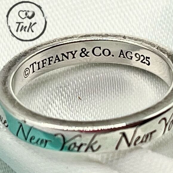 Rare & Retired - Tiffany & Co Notes Fifth Ave Ring - Size 4 - Picture 3 of 16